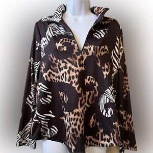 Chico's Animal Print 1/4 zip pullover Love Chico’s in print 1 8/10 M like new!